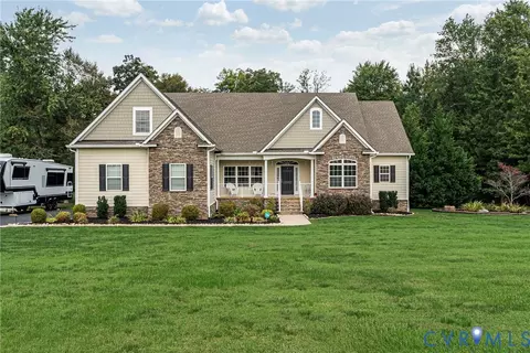 13155 Manor Garden Ln, Ashland, VA 23005