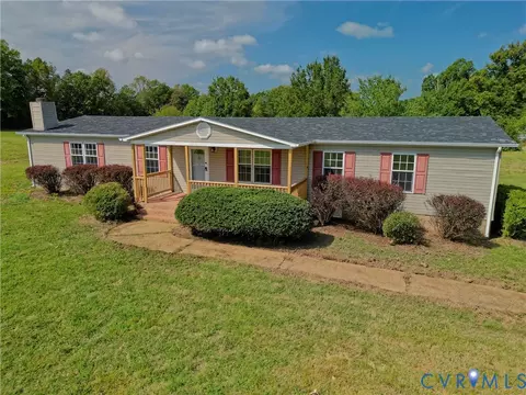 2110 Military Rd, Amelia Court House, VA 23002