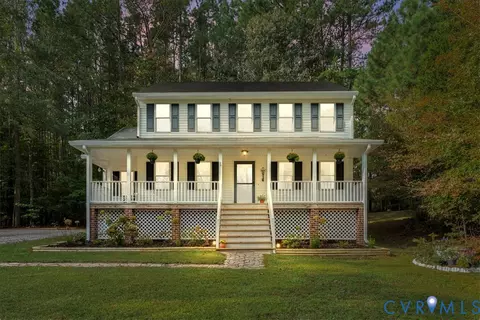 1359 Pine Creek Ridge Dr, Powhatan, VA 23139