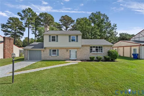 21217 Trojan Dr, South Chesterfield, VA 23803