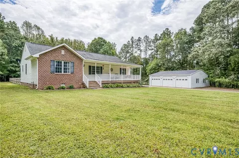 3176 Benchmark Trl, Amelia Court House, VA 23002