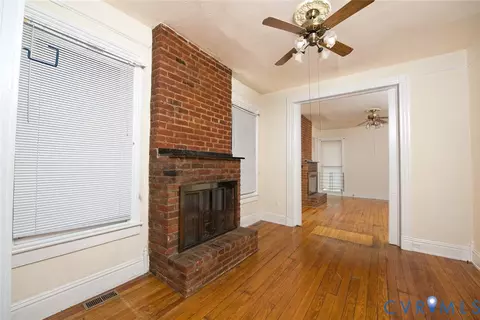 Living - 12 N Plum St, Richmond, VA 23220 photo 3 of 11