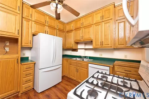 Kitchen - 12 N Plum St, Richmond, VA 23220 photo 2 of 2