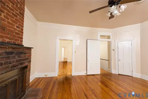 Living - 12 N Plum St, Richmond, VA 23220 photo 9 of 11