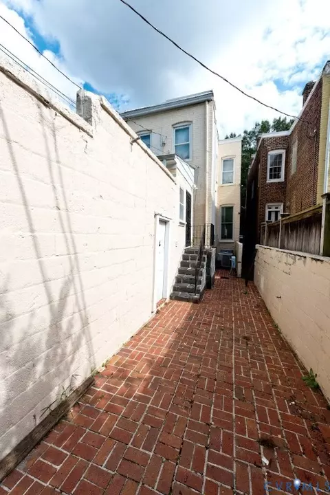 Exterior - 12 N Plum St, Richmond, VA 23220 photo 5 of 5