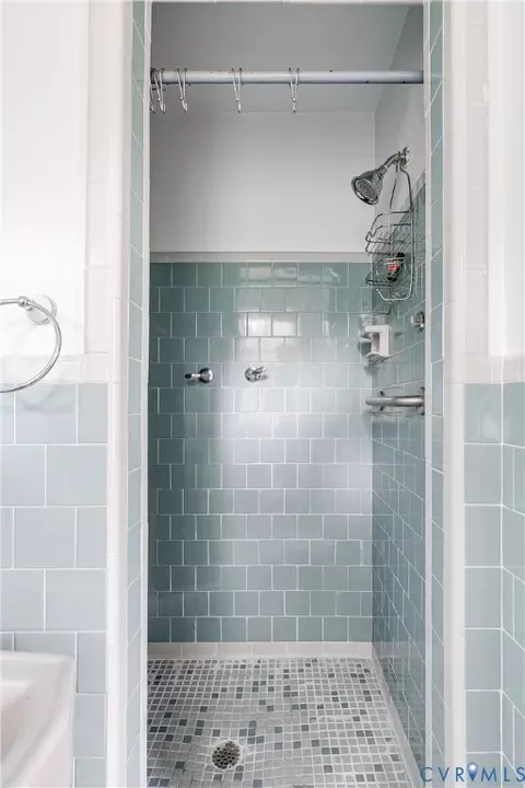 Bath - 7402 Three Chopt Rd, Richmond, VA 23226 photo 1 of 4