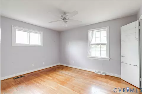 Bedroom - 7402 Three Chopt Rd, Richmond, VA 23226 photo 3 of 4