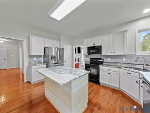207 Wallingham Dr, Midlothian, VA 23114 photo 26