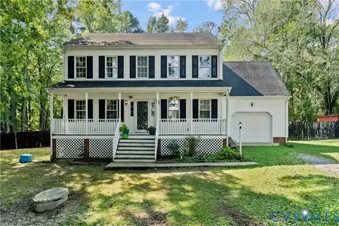1402 Davis Ln, Hopewell, VA 23860