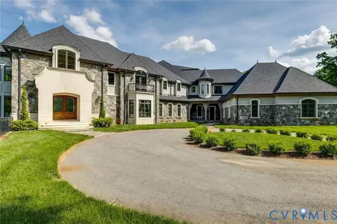 785 Oak Spring Ln, Manakin Sabot, VA 23103