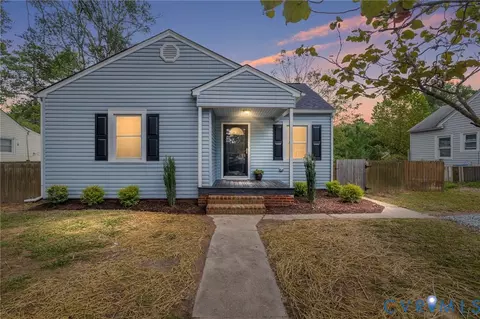 6 W Magruder St, Sandston, VA 23150