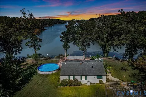 535 Creekside St, Heathsville, VA 22473
