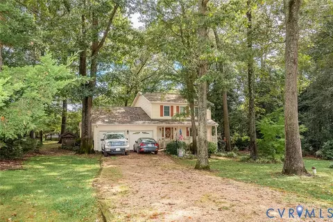 2813 Decatur Dr, Hayes, VA 23072