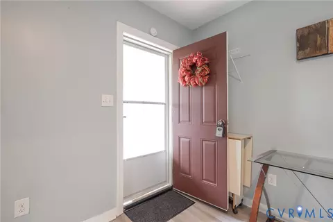 3057 Maury St, Richmond, VA 23224 photo 10