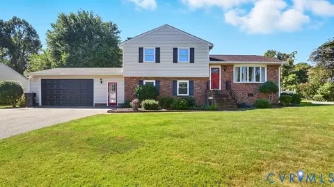 14600 Cornwall Ln, Chester, VA 23836