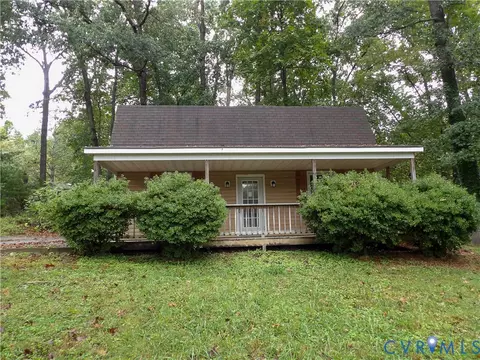 133 Redbud Dr, Louisa, VA 23093
