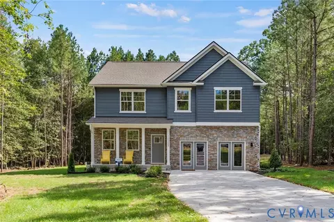 7037 Spike Rush Ct, New Kent, VA 23124