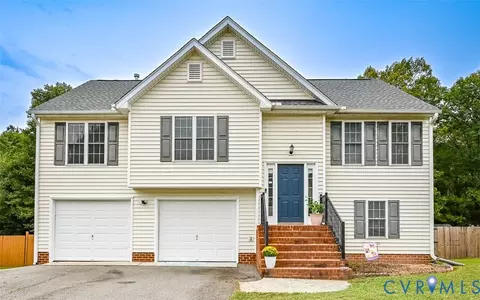 4066 Tanner Slip Cir, Chester, VA 23831