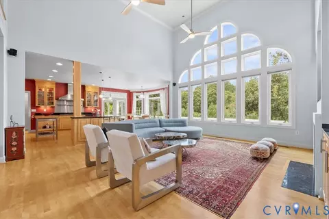 11807 Middlecoff Dr, Chester, VA 23836