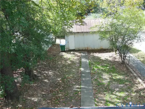 Exterior - 100 E Broad Rock Rd, Richmond, VA 23224 photo 4 of 4
