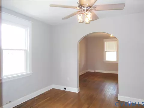 Living - 100 E Broad Rock Rd, Richmond, VA 23224 photo 5 of 5