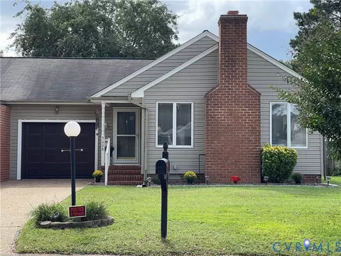 3008 W Grant St, Hopewell, VA 23860