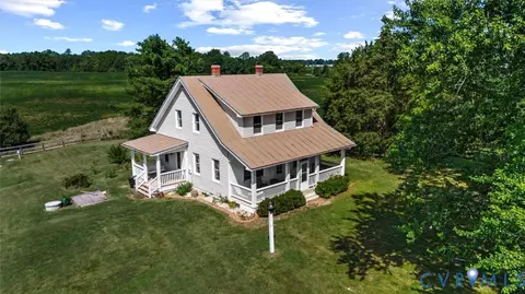 19370 Alps Dr, Milford, VA 22514