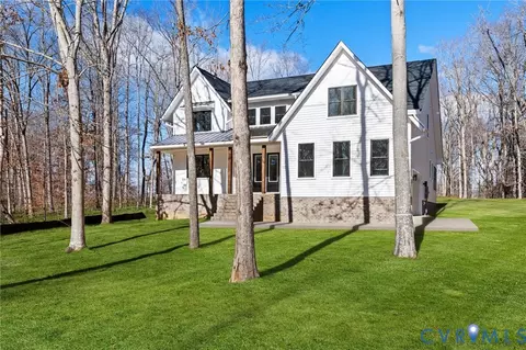 70 Blue Sky Way, Bumpass, VA 23024