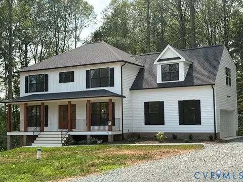 53 Porkchop Ct, Louisa, VA 23093