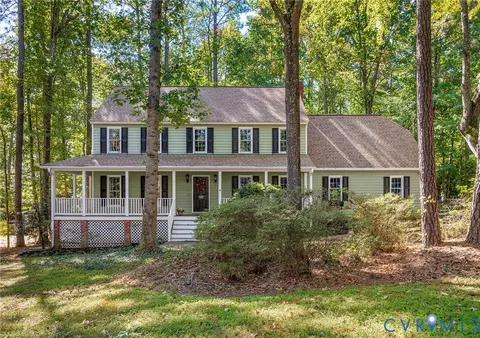 6010 Moss Creek Ct, Midlothian, VA 23112