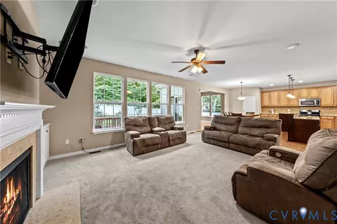 Living - 4512 Tosh Ln, Chester, VA 23831 photo 3 of 4
