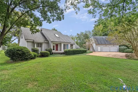 448 Mcswain Rd, White Stone, VA 22578