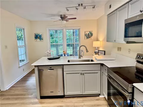 11018 Heathstead Rd, Chester, VA 23831 photo 13