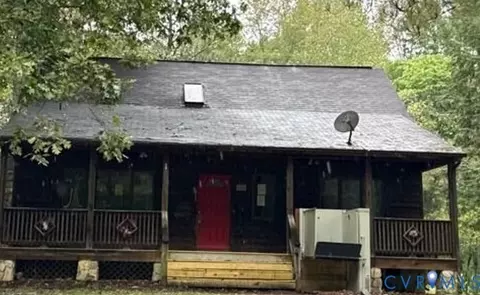 9024 Northwood Dr, North Dinwiddie, VA 23803