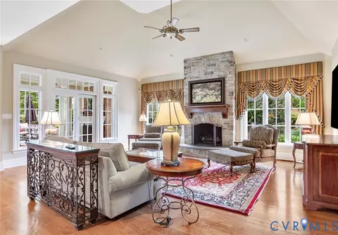 Living - 2725 Stonegate Ct, Midlothian, VA 23113 photo 4 of 5