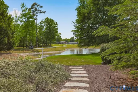 Exterior - 2725 Stonegate Ct, Midlothian, VA 23113 photo 15 of 17