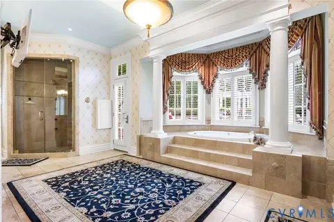 Bath - 2725 Stonegate Ct, Midlothian, VA 23113 photo 4 of 14