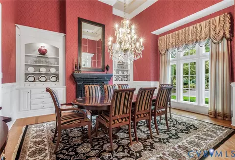 Dining - 2725 Stonegate Ct, Midlothian, VA 23113 photo 1 of 3