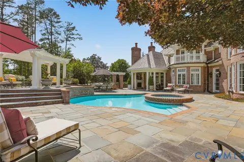 Exterior - 2725 Stonegate Ct, Midlothian, VA 23113 photo 9 of 17