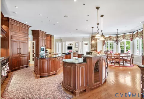 Kitchen - 2725 Stonegate Ct, Midlothian, VA 23113 photo 8 of 8