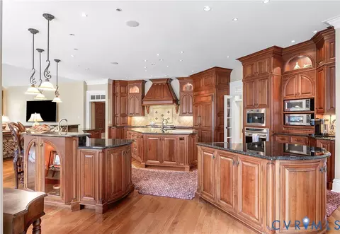 Kitchen - 2725 Stonegate Ct, Midlothian, VA 23113 photo 2 of 8