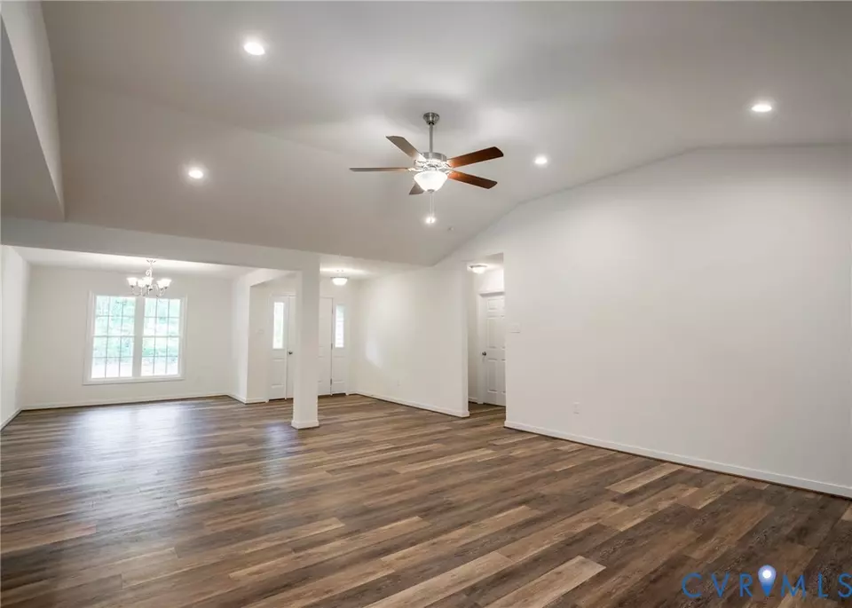 Living - 2214 Walnut Tree Blvd, Powhatan, VA 23139 photo 2 of 5