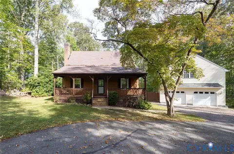 2106 Old Tavern Rd, Powhatan, VA 23139