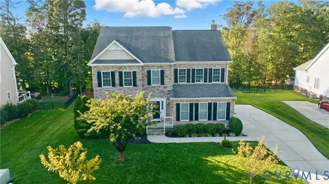 6712 Winters Prey Trl, Moseley, VA 23120