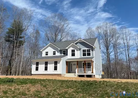 54 Porkchop Ct, Louisa, VA 23093