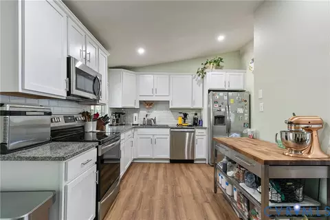Kitchen - 4602 Painted Post Ln, Midlothian, VA 23112 photo 1 of 3