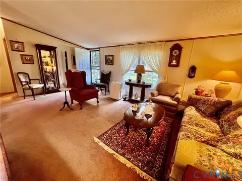 238 Samford St, Alberta, VA 23821 photo 4