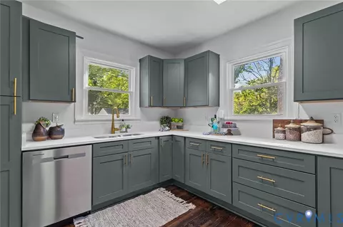 5232 Shady Ln, North Chesterfield, VA 23234