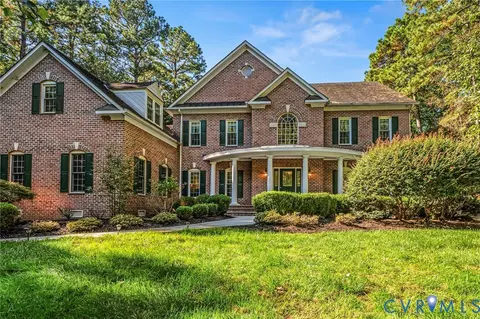 5900 Country Walk Rd, Midlothian, VA 23112