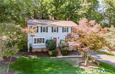 2144 Lake Surrey Dr, Richmond, VA 23235